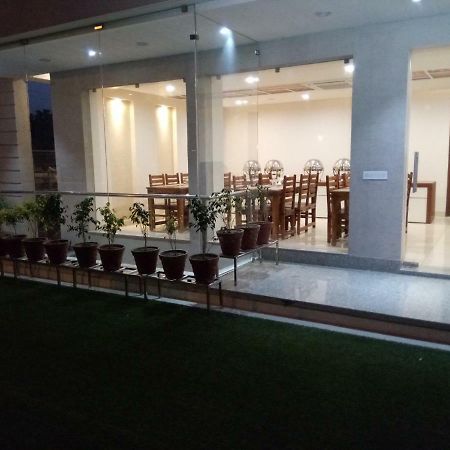 ג'איפור Hotel The Lighthouse מראה חיצוני תמונה