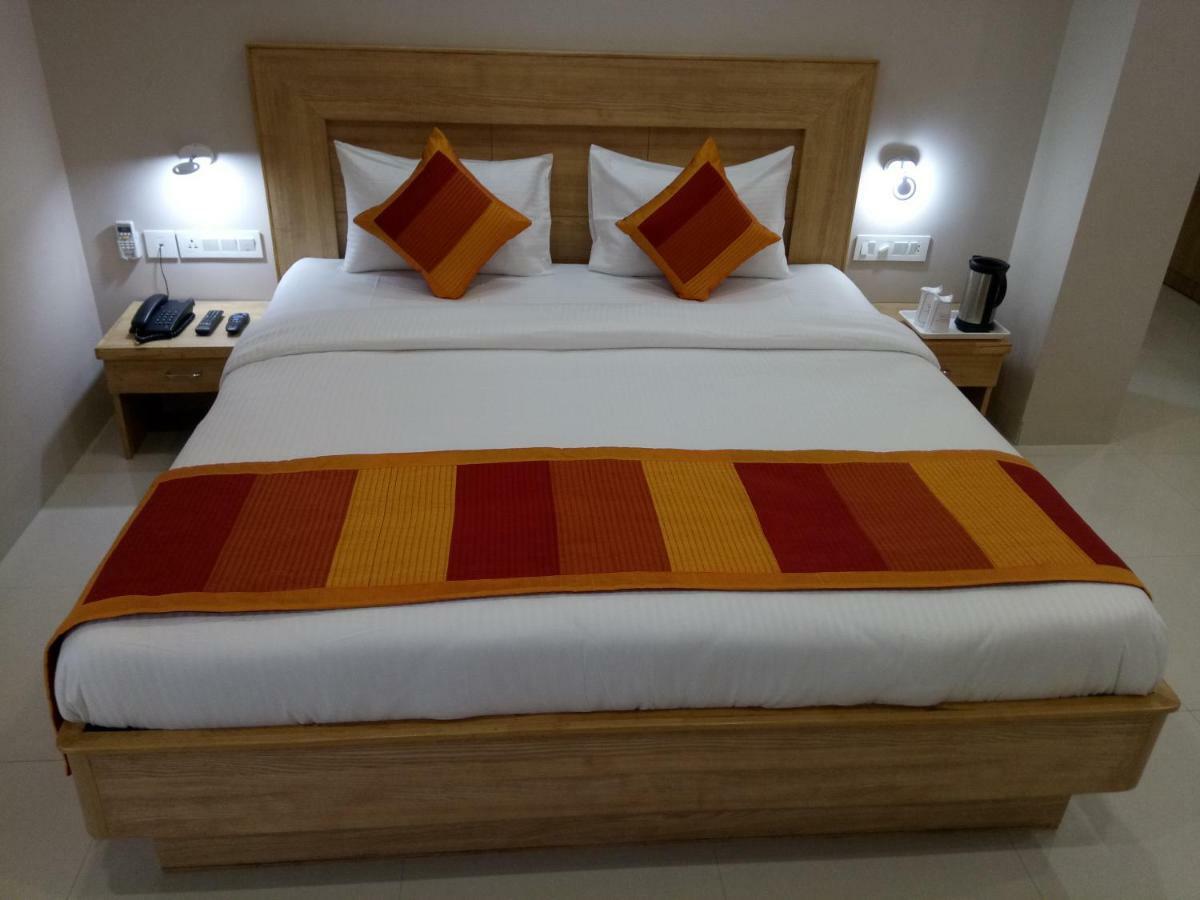 ג'איפור Hotel The Lighthouse מראה חיצוני תמונה